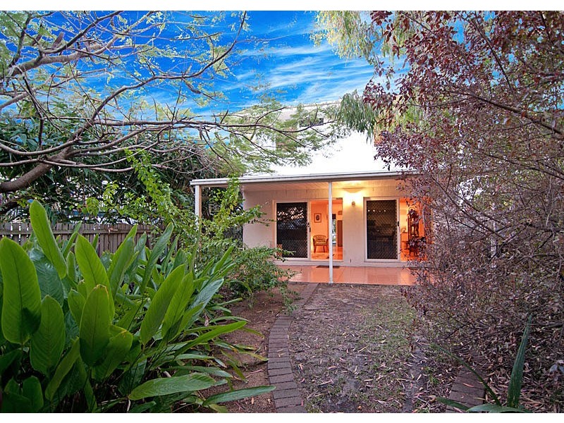 72 Kennedy St, Brighton QLD 4017