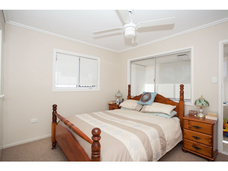 22 Hawthorne Street, Woody Point QLD 4019