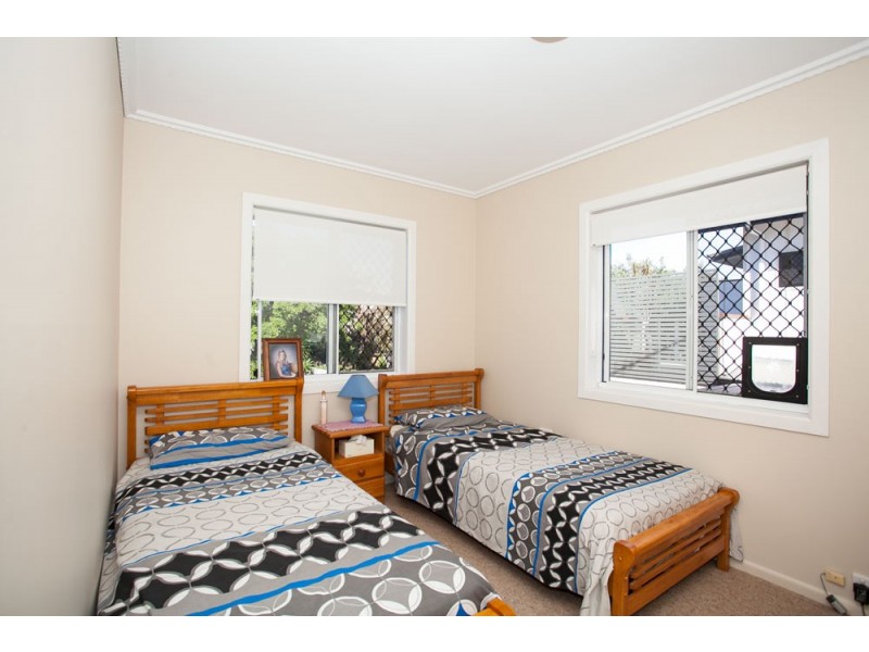 22 Hawthorne Street, Woody Point QLD 4019