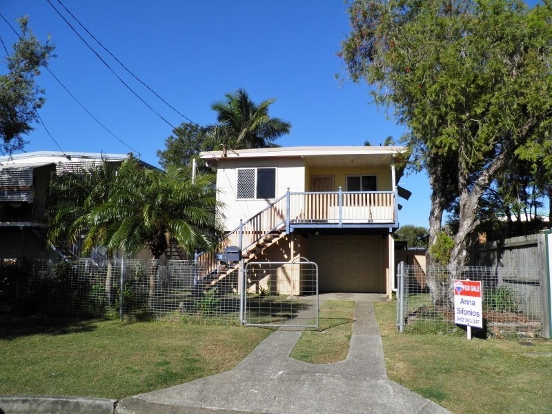 60 Sportsground Street, Redcliffe QLD 4020