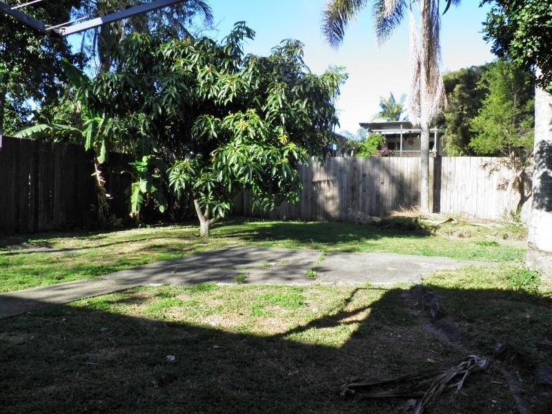 60 Sportsground Street, Redcliffe QLD 4020