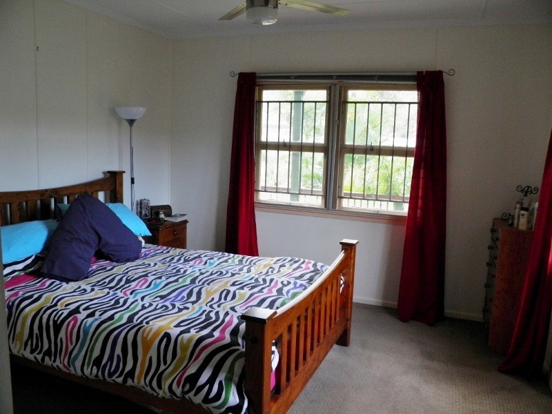 25 Cornelius St, Clontarf QLD 4019