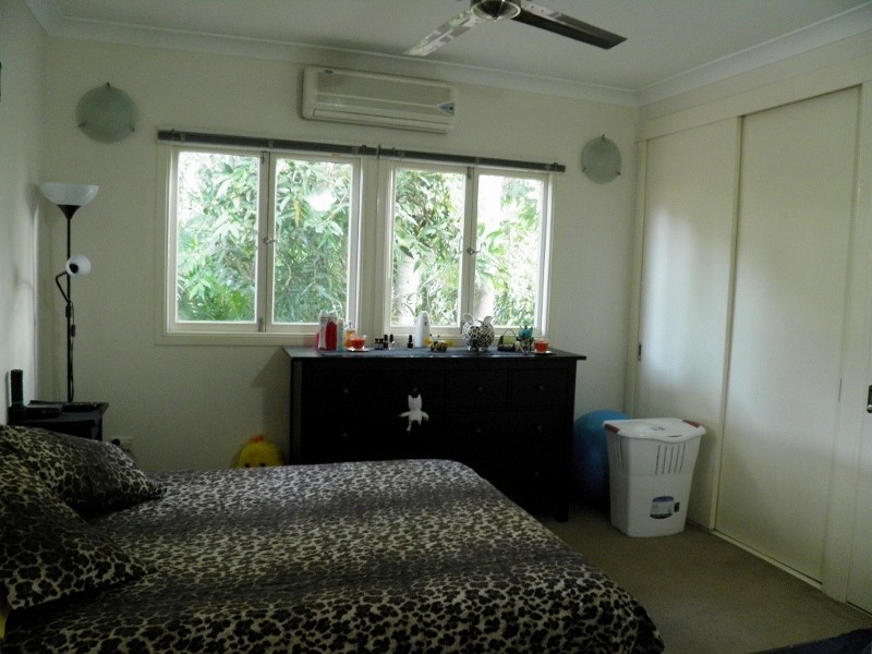 25 Cornelius St, Clontarf QLD 4019