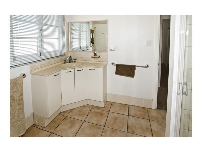 25 Cornelius St, Clontarf QLD 4019