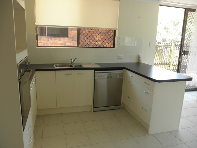 1/2a View Street, Woody Point QLD 4019