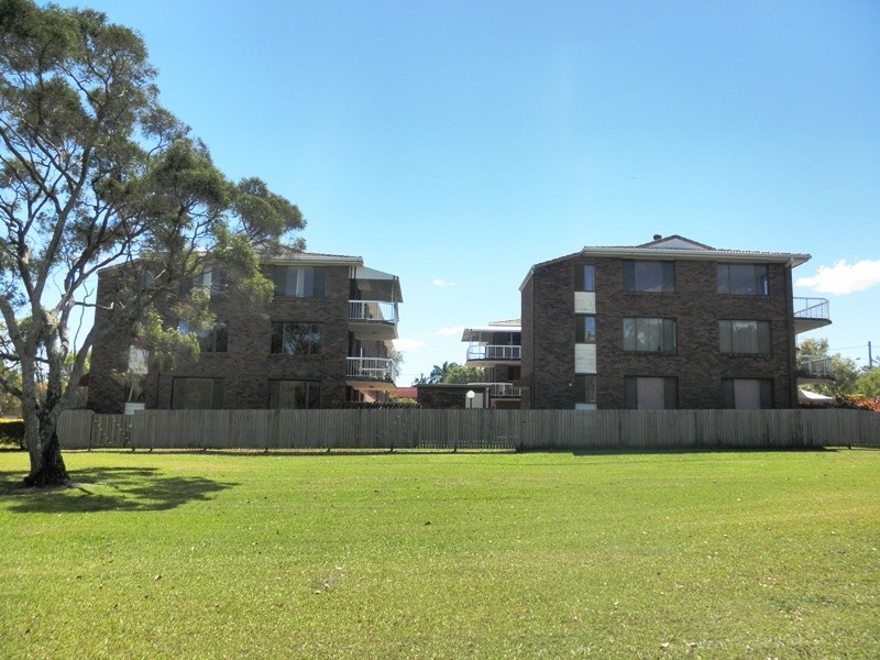 1/2a View Street, Woody Point QLD 4019