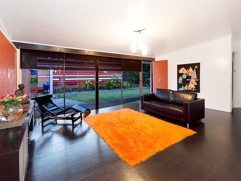 19 Deagon Street, Sandgate QLD 4017