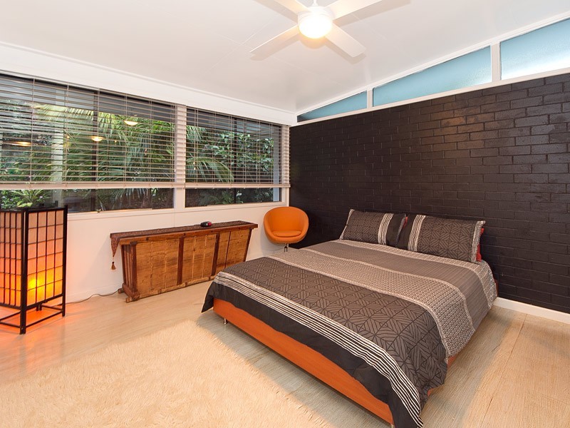 19 Deagon Street, Sandgate QLD 4017