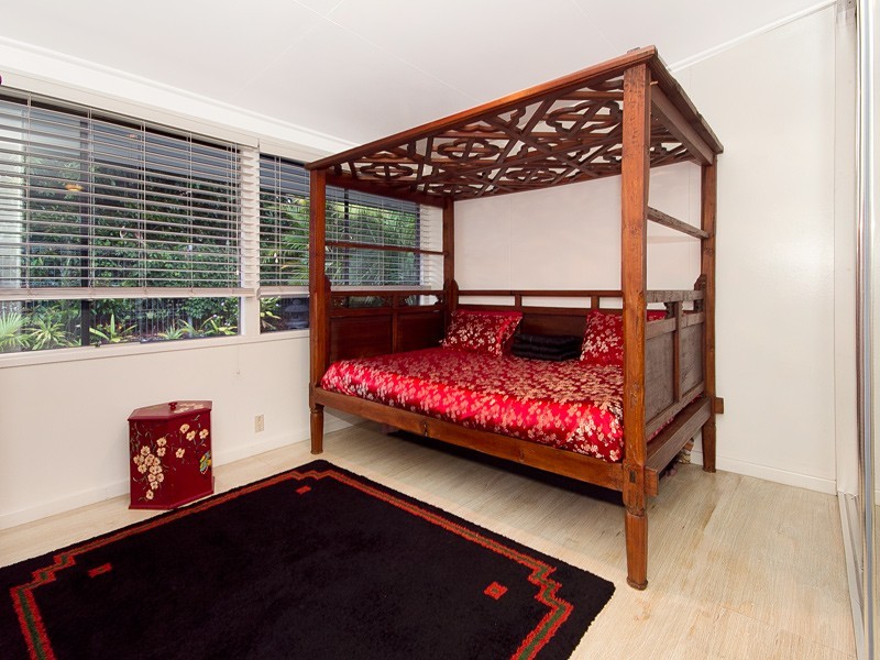 19 Deagon Street, Sandgate QLD 4017