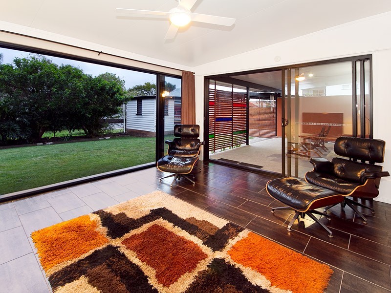 19 Deagon Street, Sandgate QLD 4017