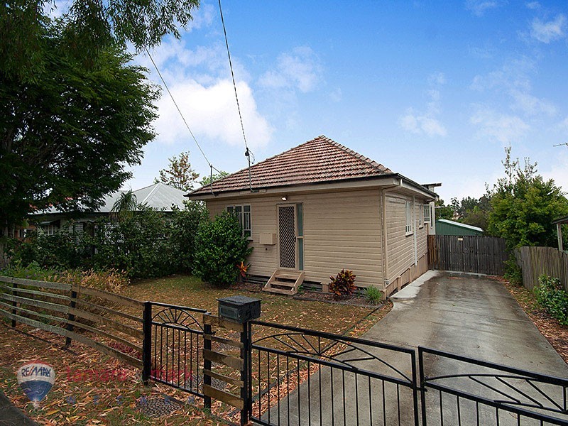 28 Greenwood Street, Brighton QLD 4017