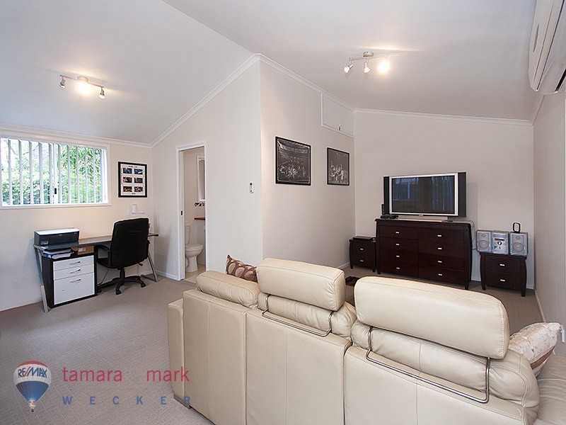 28 Greenwood Street, Brighton QLD 4017