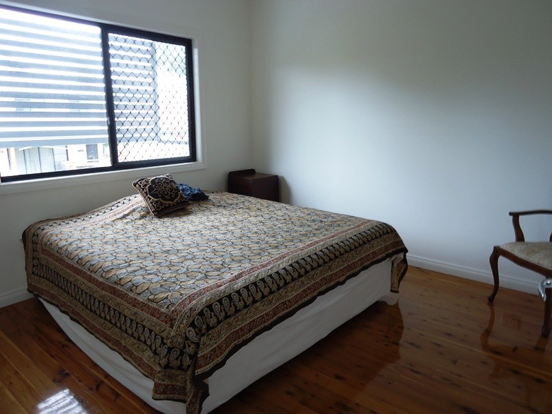 2/42 Greenup Street, Redcliffe QLD 4020