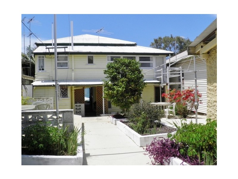 22 Whytecliffe Pde, Woody Point QLD 4019