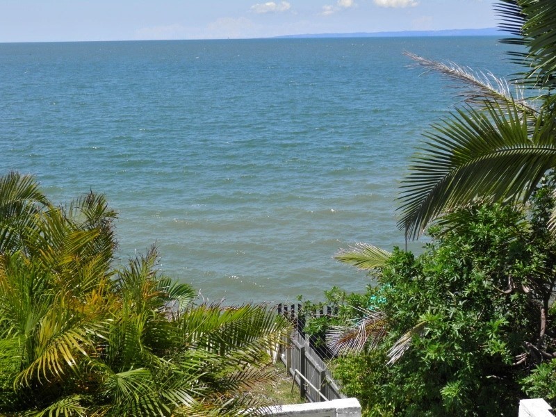 22 Whytecliffe Pde, Woody Point QLD 4019