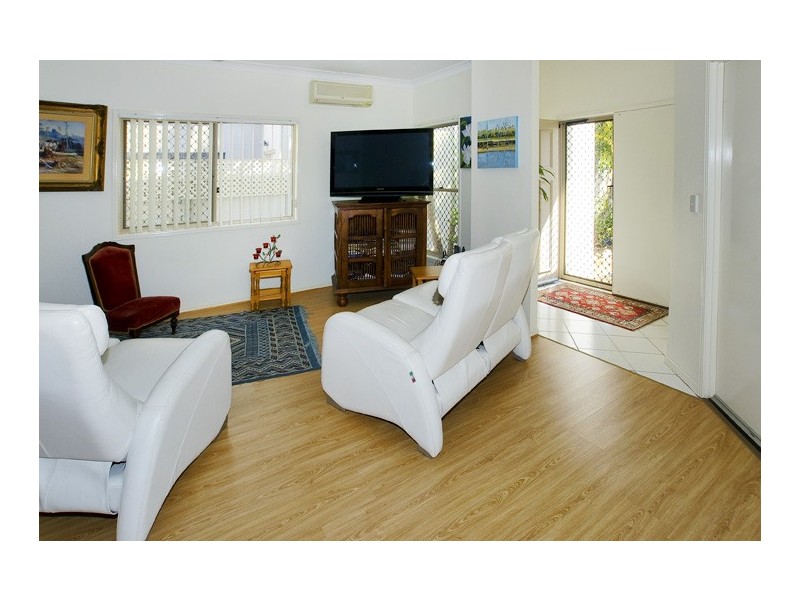4 Kristen Crt, Redcliffe QLD 4020