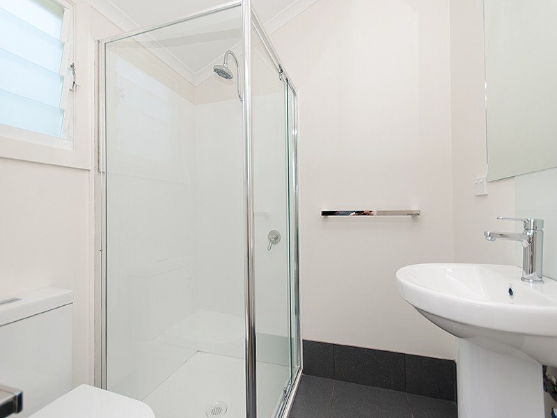 1/51 Perkins Street, Sandgate QLD 4017