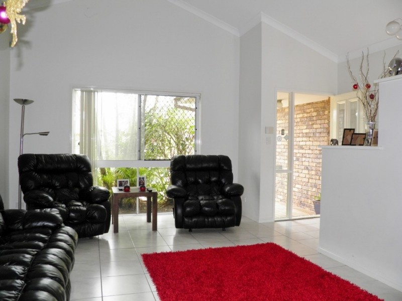 27 Cascade St, Kippa-ring QLD 4021