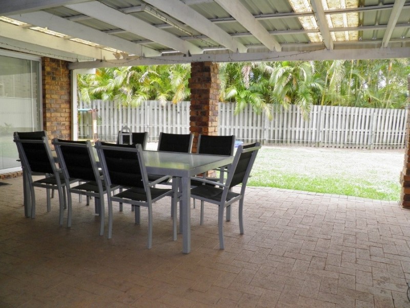 27 Cascade St, Kippa-ring QLD 4021