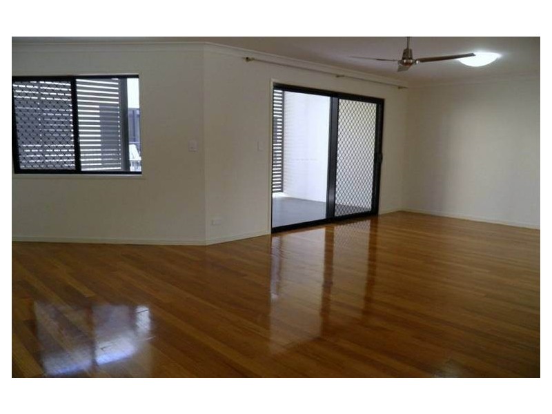 6/12-14 Georgina Street, Woody Point QLD 4019