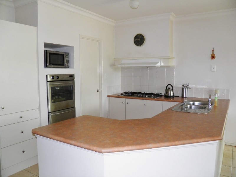 14 Lapwing Cr, Mango Hill QLD 4509