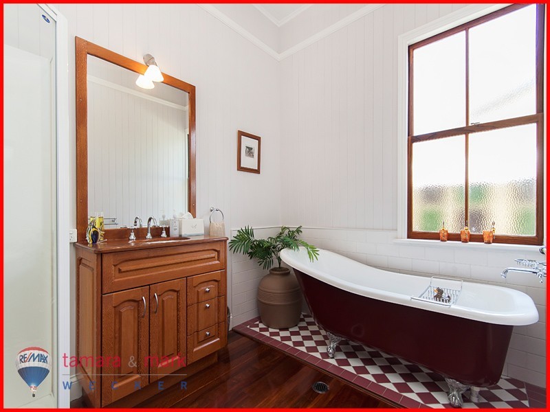 66 Griffith Street, Sandgate QLD 4017