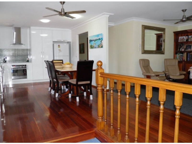 24 Turner St, Scarborough QLD 4020