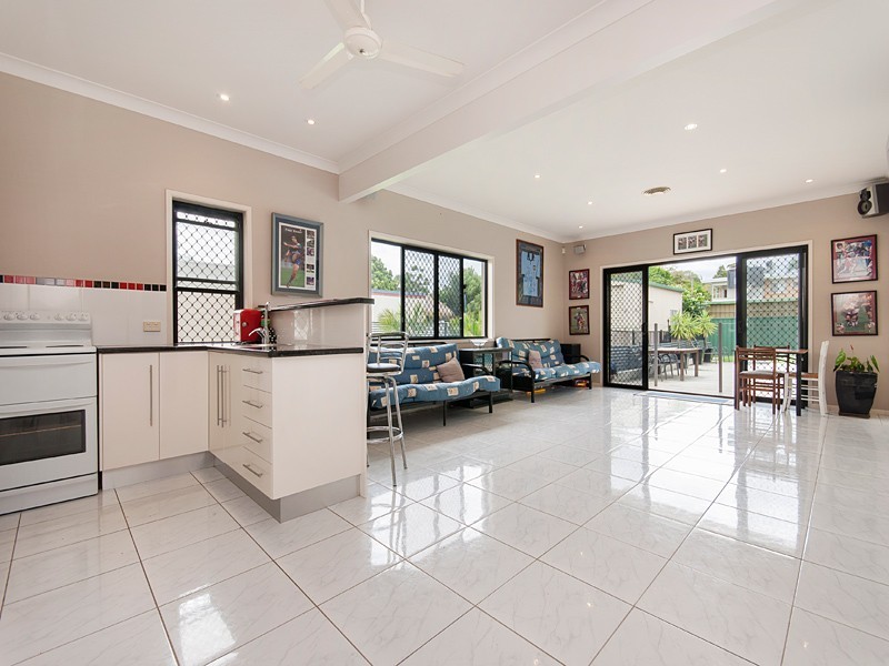 26 Oyster Point Esp, Scarborough QLD 4020