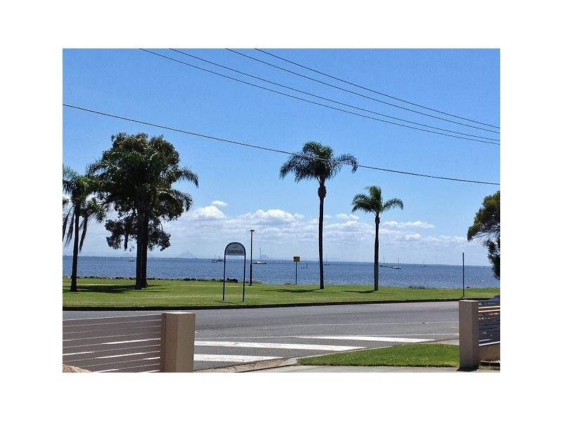26 Oyster Point Esp, Scarborough QLD 4020