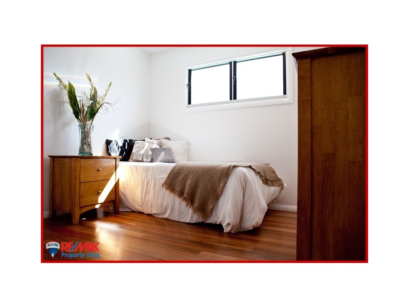 48 Fourth Ave, Sandgate QLD 4017
