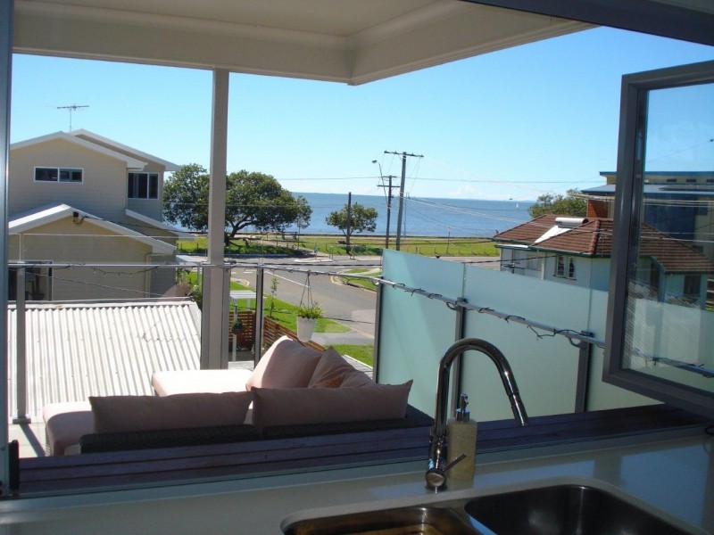 28 Fourteenth Avenue, Brighton QLD 4017