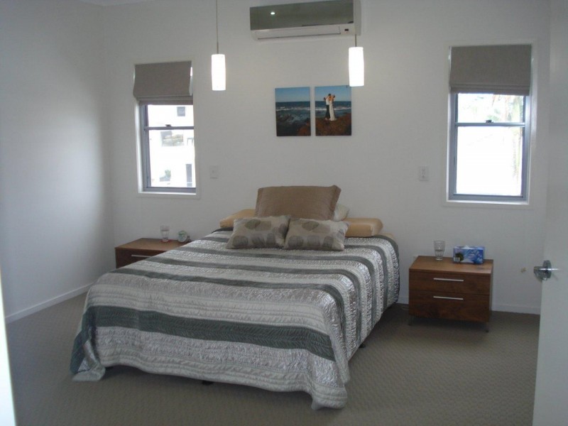 28 Fourteenth Avenue, Brighton QLD 4017