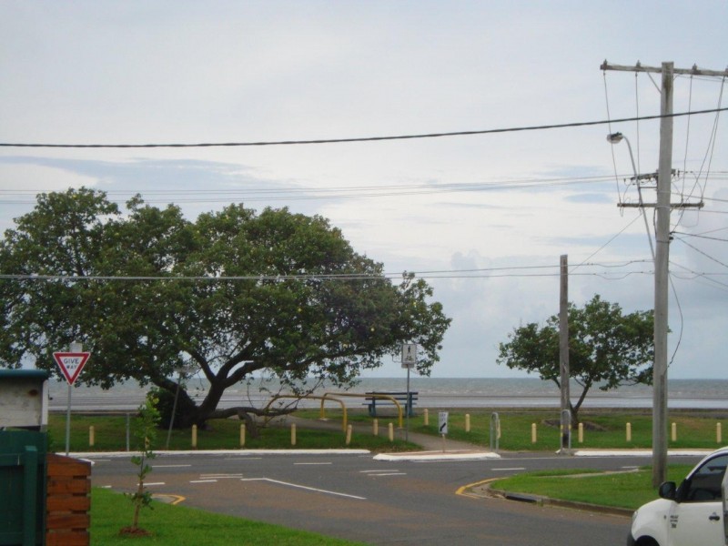 28 Fourteenth Avenue, Brighton QLD 4017