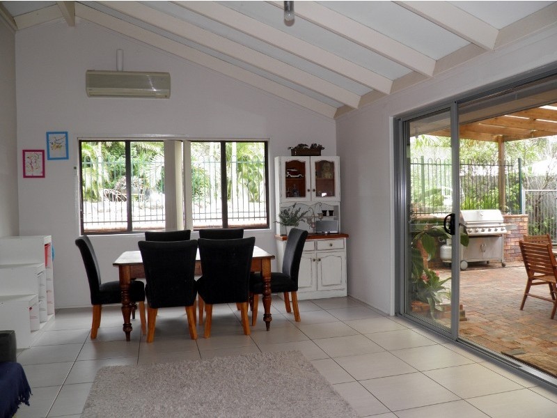 3 Pamphlett St, Rothwell QLD 4022