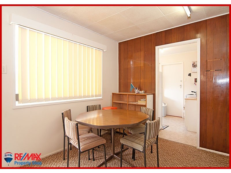 22 Pownall Crescent, Margate QLD 4019