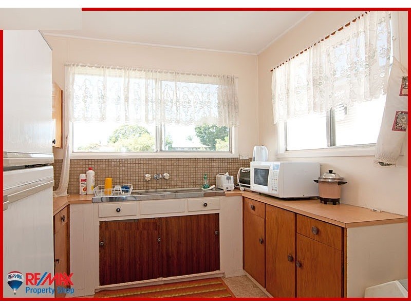 22 Pownall Crescent, Margate QLD 4019