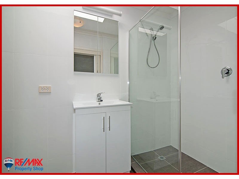 4/31 King Street, Woody Point QLD 4019