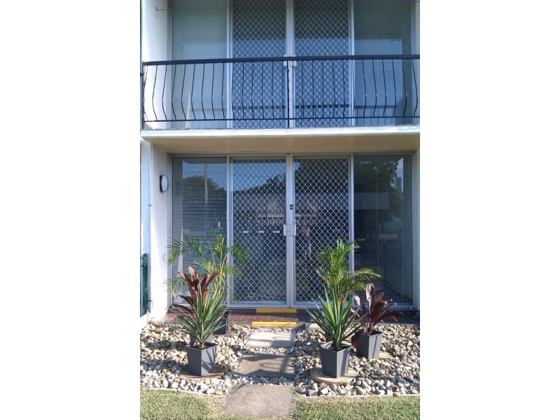 4/31 King Street, Woody Point QLD 4019