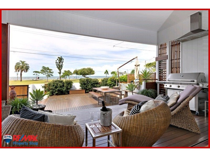 108 Flinders Parade, Sandgate QLD 4017