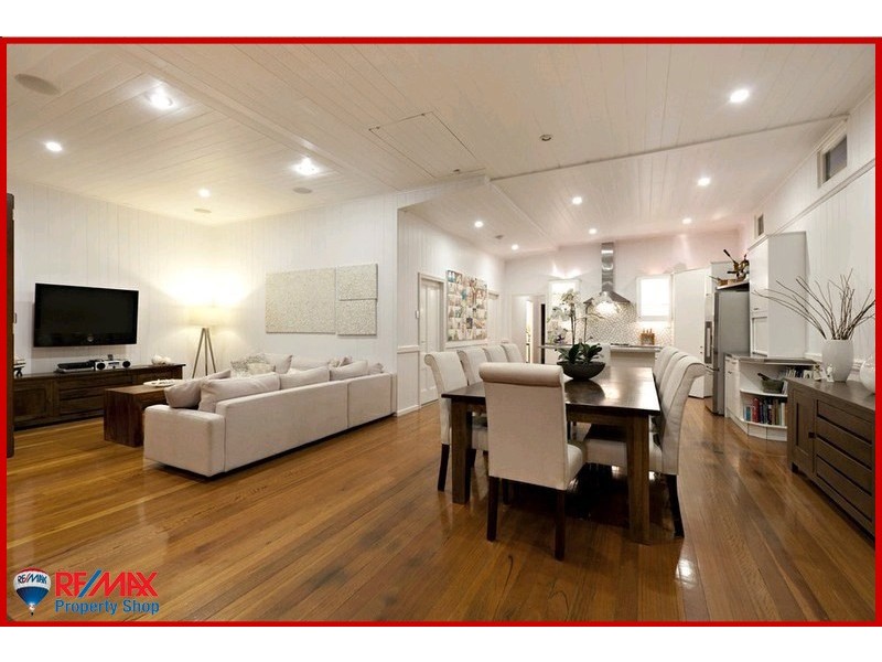 108 Flinders Parade, Sandgate QLD 4017