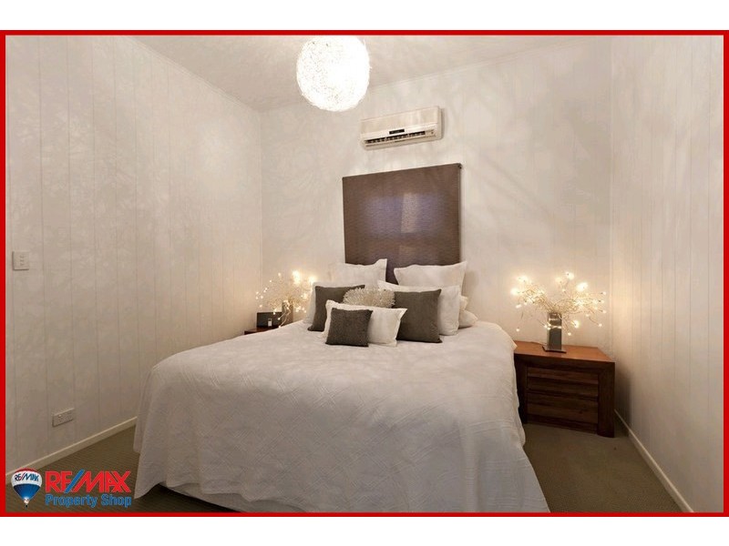 108 Flinders Parade, Sandgate QLD 4017