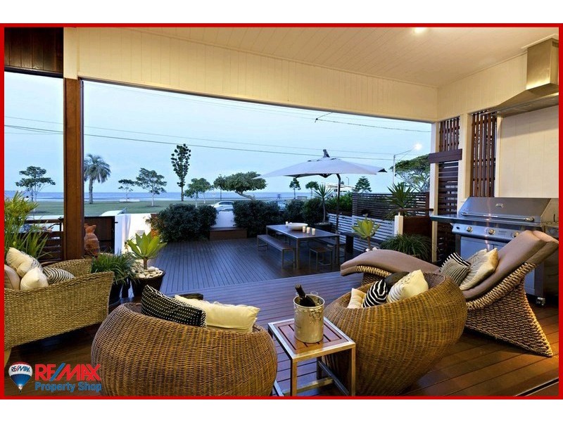 108 Flinders Parade, Sandgate QLD 4017