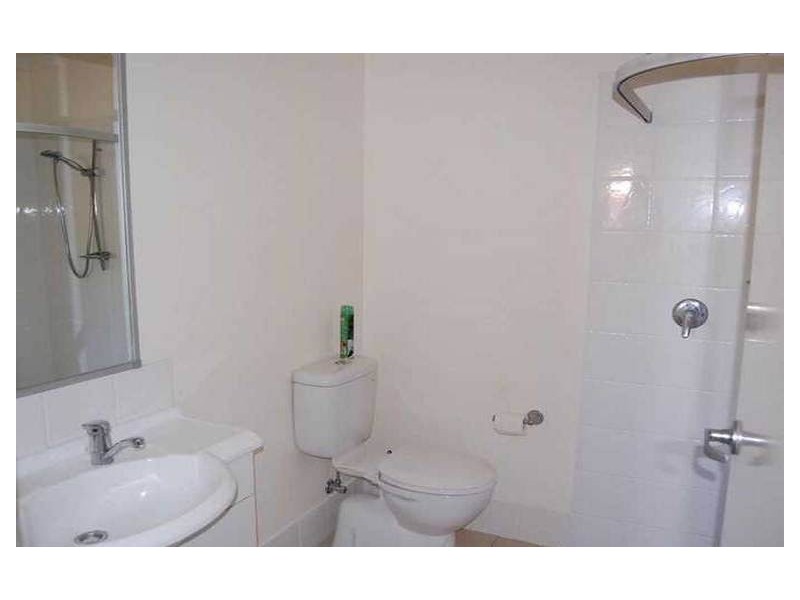 11/126 Board Street, Deagon QLD 4017