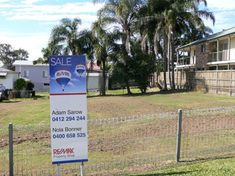 12 Nash Street, Sandgate QLD 4017