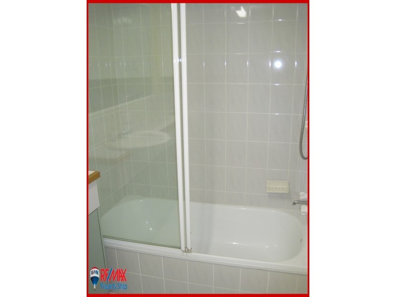 1/154 Eagle Terrace, Sandgate QLD 4017