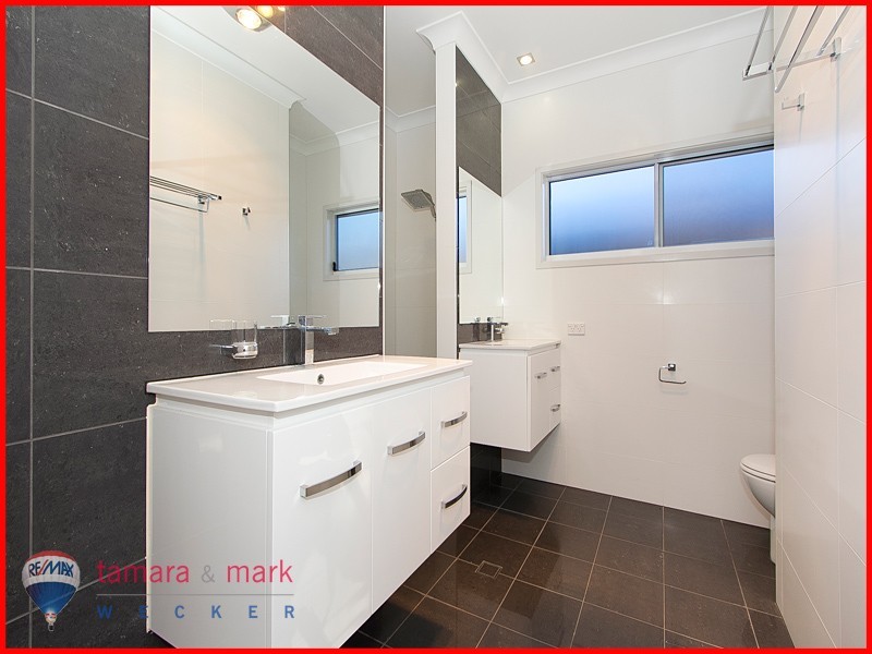 62 Lower Brighton Terrace, Sandgate QLD 4017