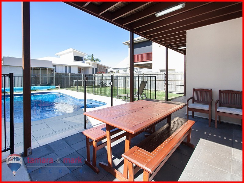 187 Brighton Road, Sandgate QLD 4017