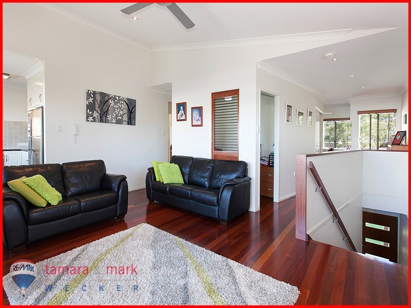 187 Brighton Road, Sandgate QLD 4017