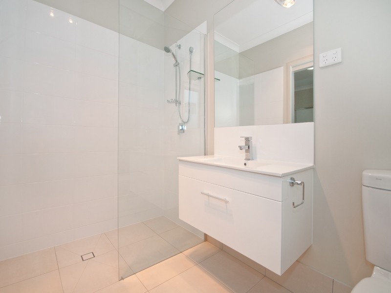 5/166 Speight St, Brighton QLD 4017