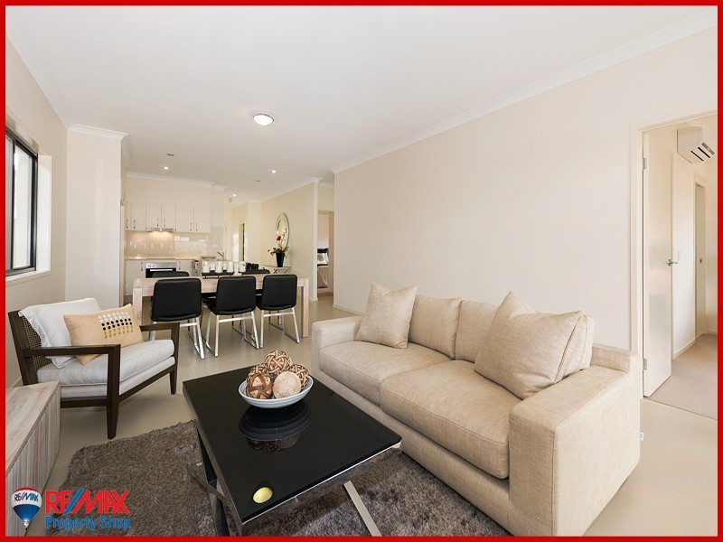 4/145 Northcote Street (off Queens Pds), Brighton QLD 4017
